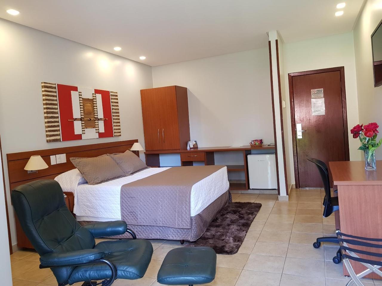 Hotel Das Palmeiras ปารากาตู ภายนอก รูปภาพ